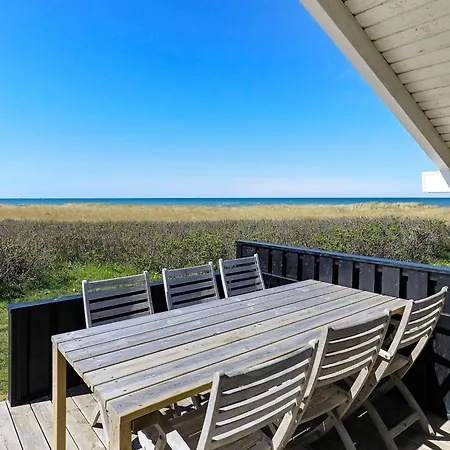 Panoramic Seaside Escape - By Traum בית נופש