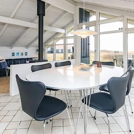 בית נופש Panoramic Seaside Escape - By Traum