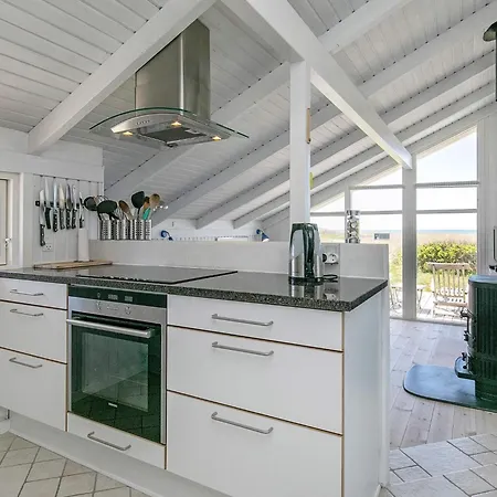 Panoramic Seaside Escape - By Traum בית נופש Lønstrup