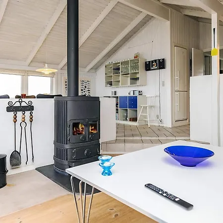 4 Star In Hjorring Feriehus *