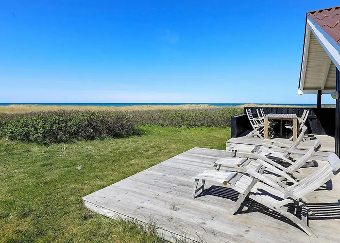 Panoramic Seaside Escape - By Traum